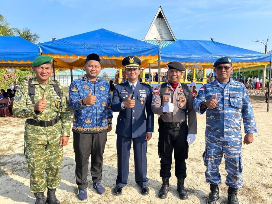 Babinsa Desa Sri Bintan Serma Suprianto, Senin 17 Agustus 2026