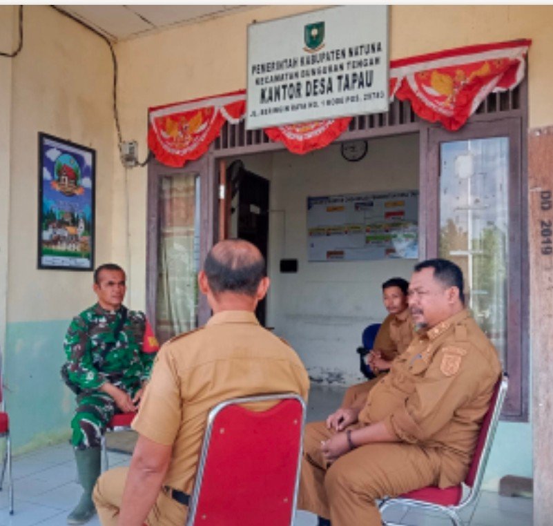 Babinsa Desa Tapau Perkuat Sinergi dengan Pemerintah Kecamatan dan Desa