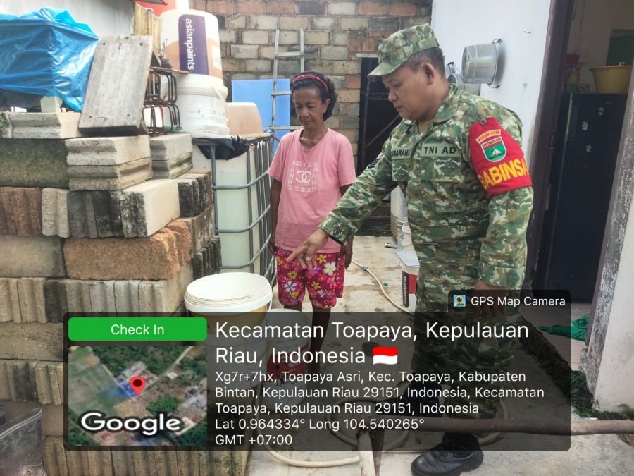 Babinsa Desa Toapaya Selatan Himbau Warga Cegah DBD di Musim Penghujan