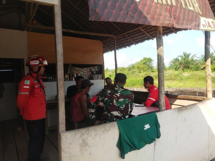 Babinsa Dosan Ajak Warga Perkuat Keamanan dan Cegah Karhutla