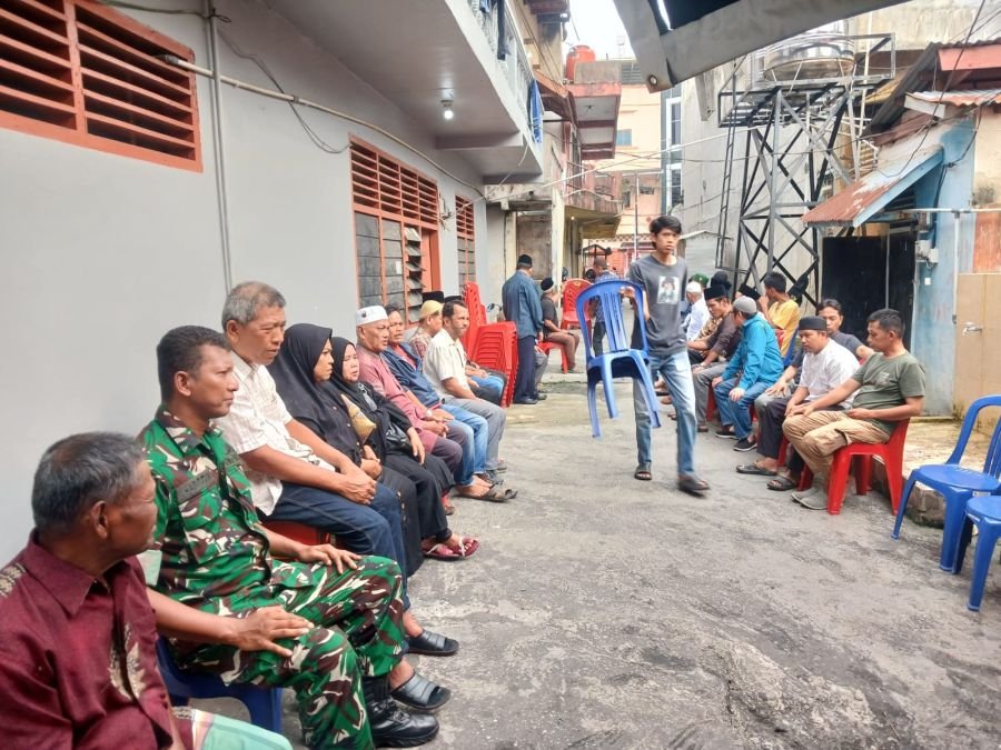 Babinsa Hadir di Tengah Duka, Wujud Nyata Kepedulian kepada Warga
