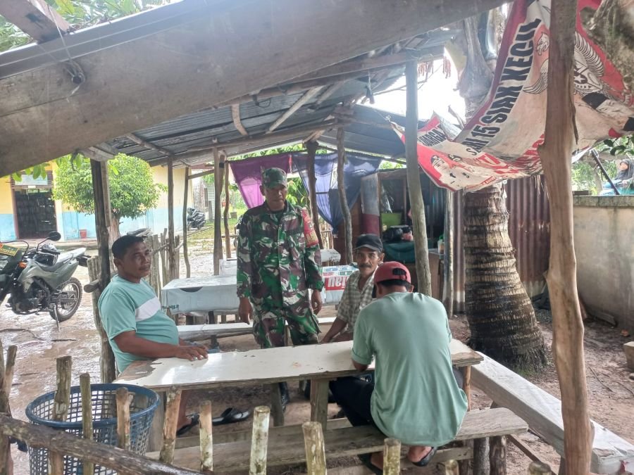Babinsa Hadir di Tengah Masyarakat, Perkuat Persatuan dan Ketertiban Desa