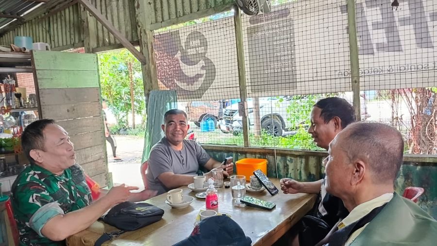 Babinsa Hadir di Tengah Warga, Komsos Santai Perkuat Sinergi dan Keamanan Lingkungan