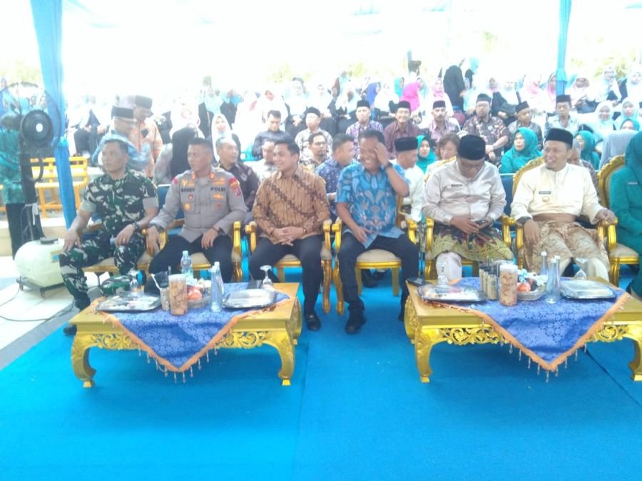 Babinsa Hadiri Pengukuhan 131 Ketua RT/RW dan Dasawisma Kecamatan Rumbai Timur