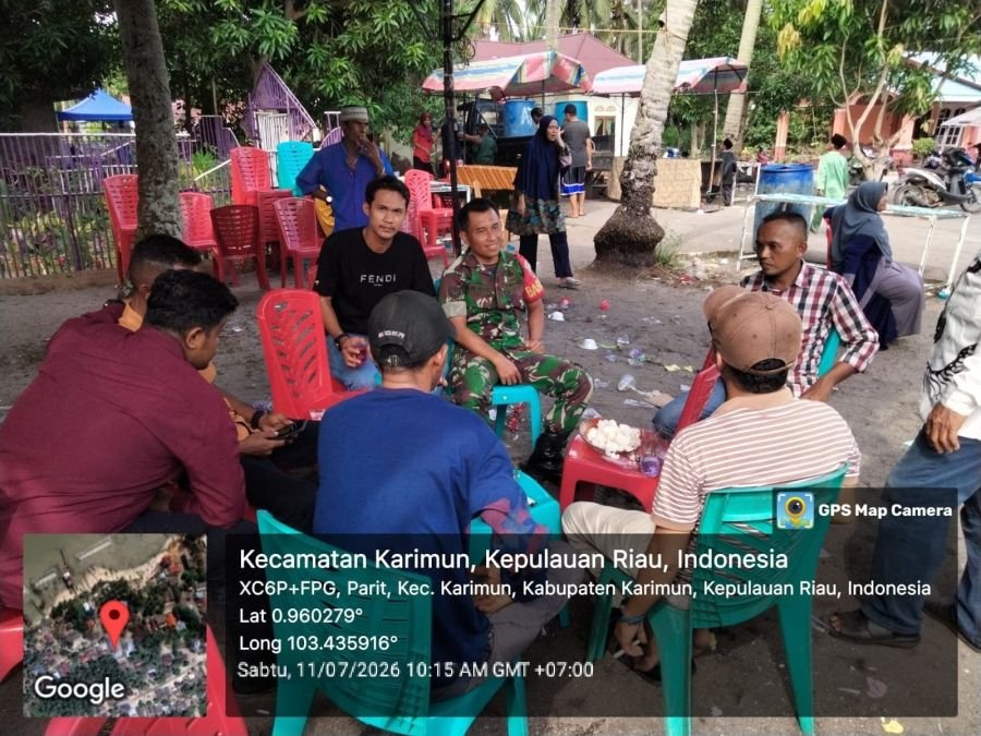 Babinsa Hadiri Pernikahan, Perkuat Kedekatan dengan Warga Desa Parit