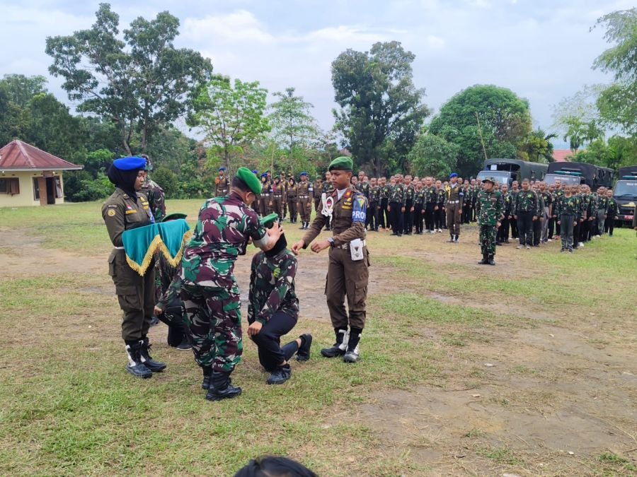 Babinsa Hadiri Upacara Penutupan Pembaretan Siswa SMK Taruna Satria Pekanbaru