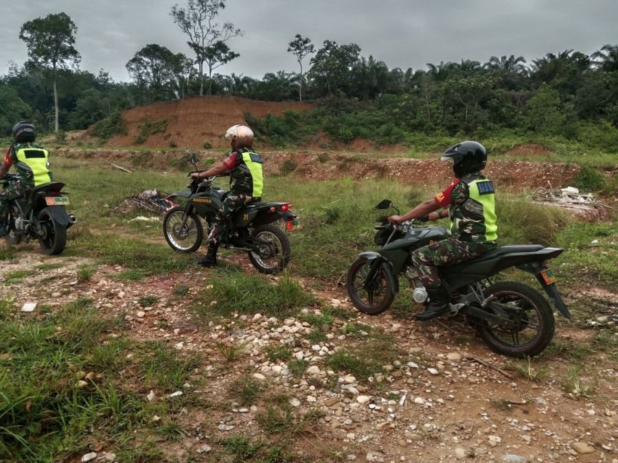 Babinsa Intensif Patroli Karhutla, Perkuat Pencegahan Kebakaran di Pulau Aro