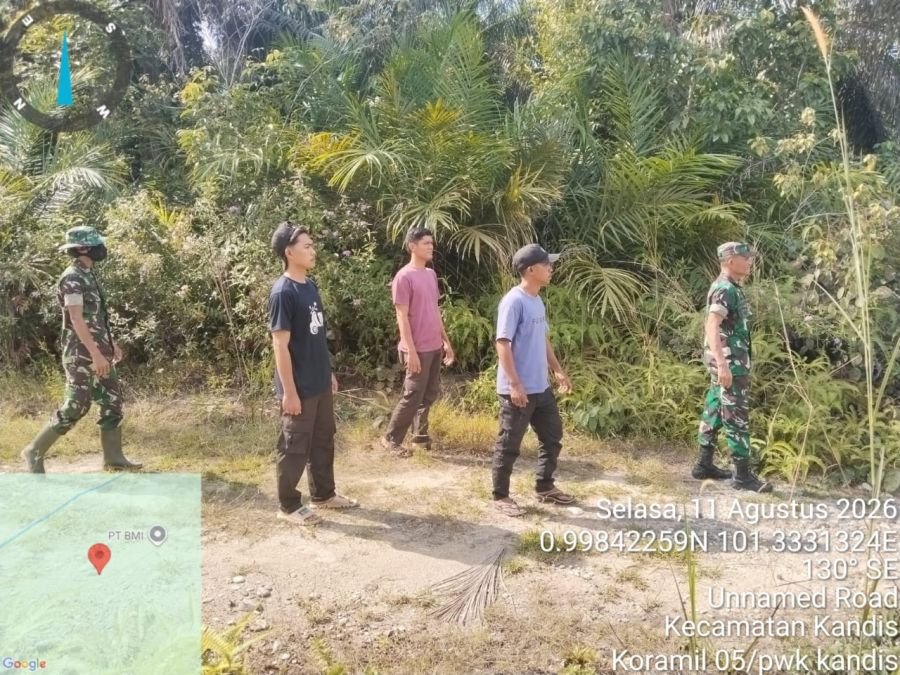 Babinsa Kandis Sisir Wilayah Rawan, Antisipasi Karhutla Sejak Dini