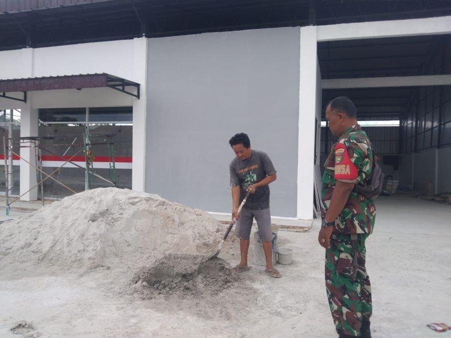 Babinsa Kawal Pembangunan Koperasi Merah Putih untuk Tingkatkan Kesejahteraan Warga