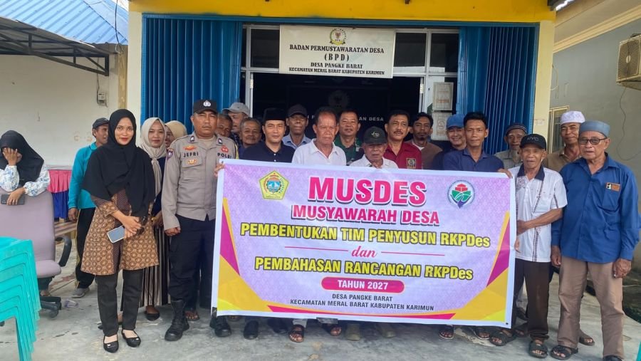 Babinsa Kawal Penyusunan RKPDes Pangke Barat Demi Pembangunan Tepat Sasaran