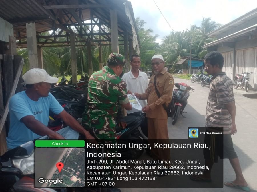 Babinsa Kecamatan Ungar Gelar Sosialisasi dan Pembagian Brosur Penerimaan Secaba PK