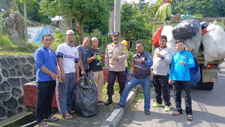 Babinsa Kel. Bukit Cermin Ramil 01/Kota Dim 0315/TPI Melaksanakan Goro bersama OPD dan unsur terkait