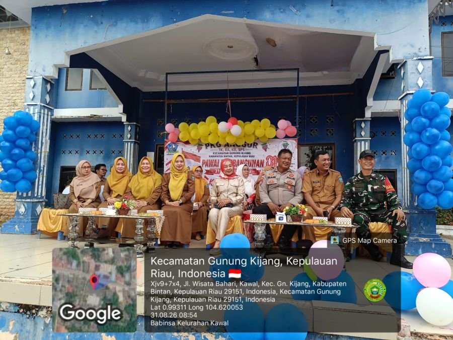 Babinsa Kel. Kawal Hadiri Pawai Pembangunan PKG Anggur TK, RA, KB dan SPS dalam Rangka HUT RI ke-81