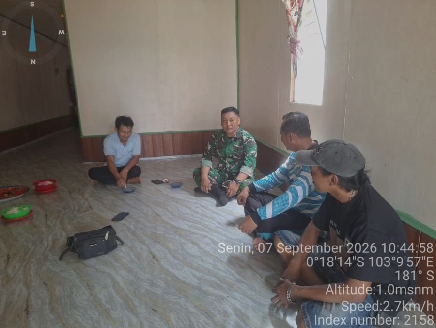 Babinsa Kelurahan Enok Pererat Komunikasi dengan Warga Binaan