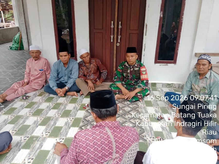 Babinsa Komsos di Sungai Piring, Warga Diminta Cepat Laporkan Hal JOL