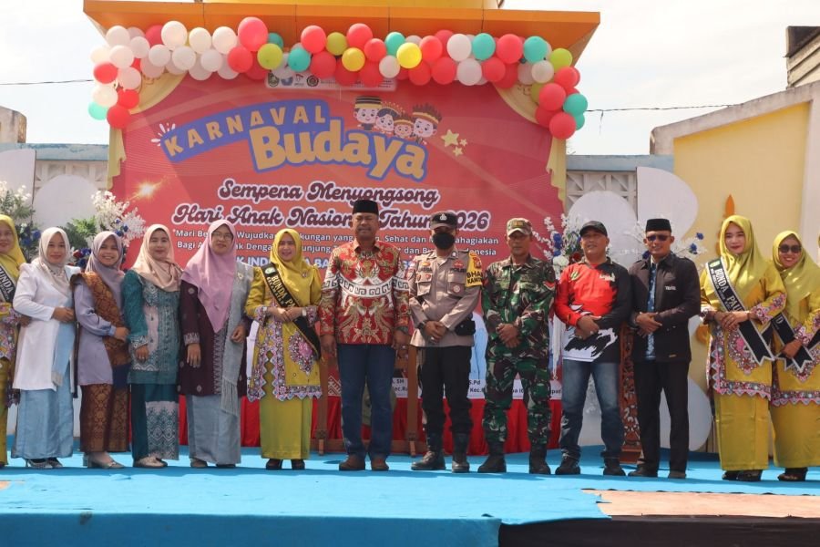 Babinsa koptu jumirin koramil 04/ rupat hadiri karnaval budaya hari anak nasional