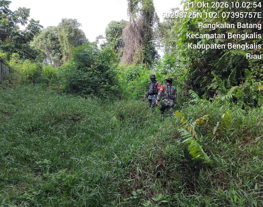 Cegah Karhutla, Babinsa Bengkalis Ingatkan Warga Bahaya Buka Lahan dengan Membakar