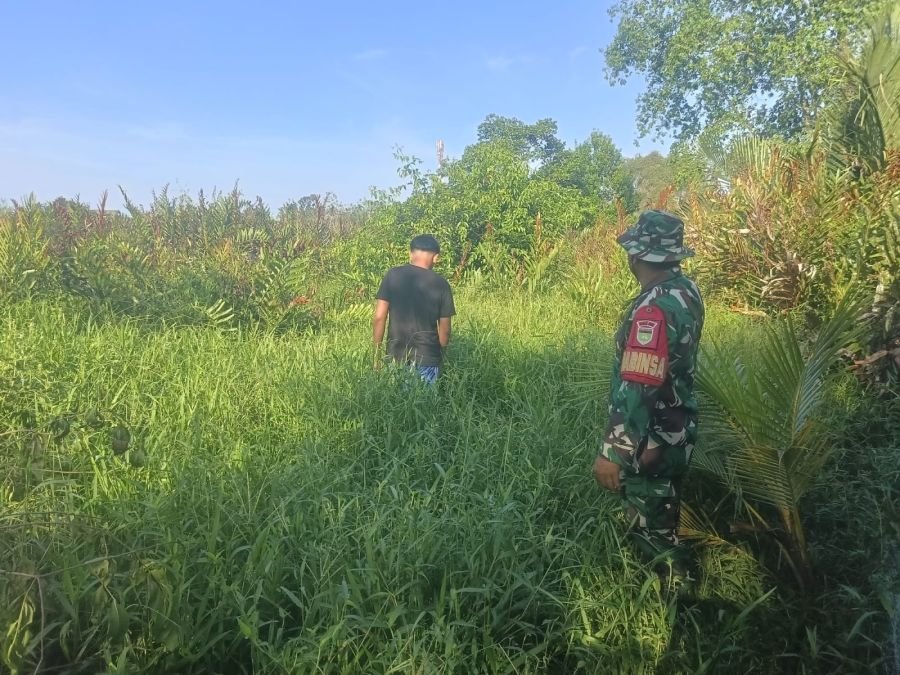 Babinsa Koramil 01/Bengkalis Gencarkan Patroli dan Sosialisasi Karhutla.