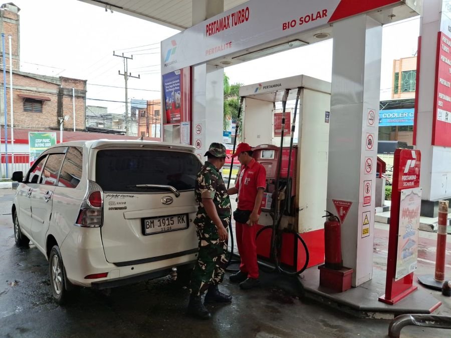 Babinsa Dumai Laksanakan Pemantauan dan Pengecekan SPBU di Wilayah Kota Dumai