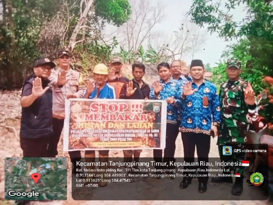 Babinsa Koramil 01/Kota Imbau Warga Waspadai Bahaya Karhutla