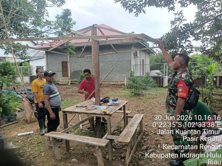 Babinsa Koramil 01/Rengat Komsos Bersama Warga Binaan