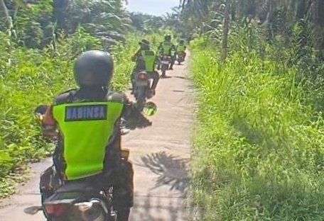 Babinsa Koramil 01/Rengat Terus Mengintensifkan Kegiatan Patroli Pencegahan Karhutla