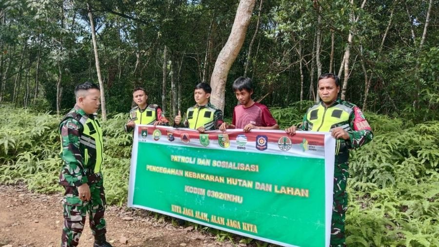 Babinsa Koramil 02/KT Gencarkan Patroli Karhutla di Kec. Sentajo Raya 