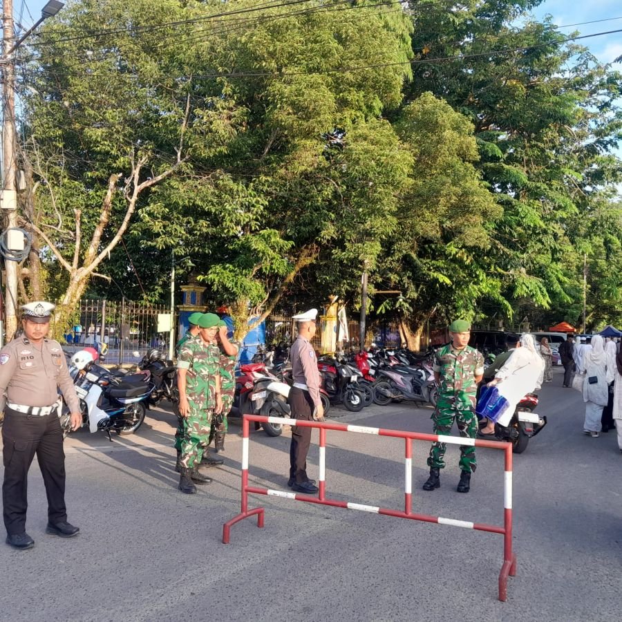 Babinsa Koramil 02/KT Pastikan Ibadah Idul Adha Kondusif