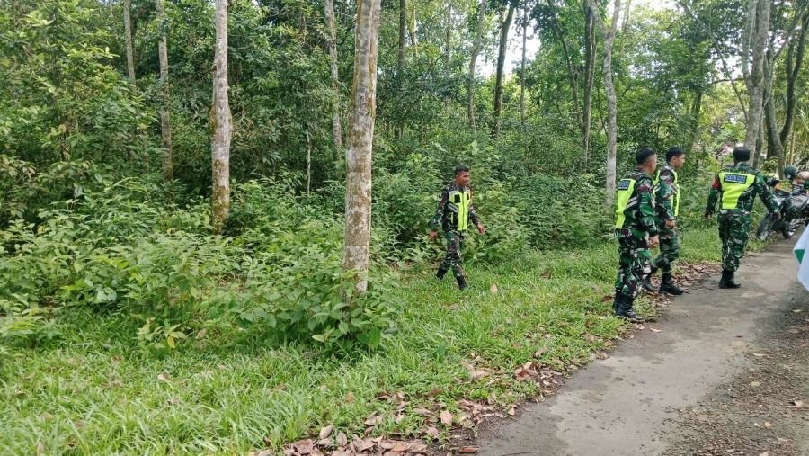 Babinsa Koramil 02/KT Perketat Patroli Karhutla di Beringin Taluk