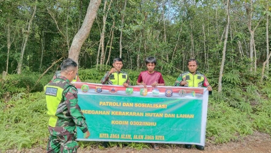 Babinsa Koramil 02/KT Perketat Patroli Karhutla di Muaro Sentajo