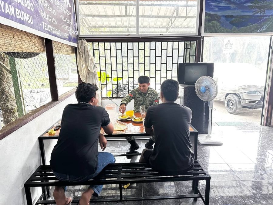 Babinsa Koramil 02/KT Rangkul Pemuda Koto Sentajo Lewat Komsos