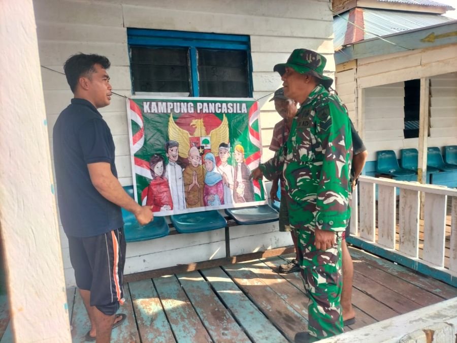 Babinsa Koramil 02/SA Perkuat Nilai Pancasila di Kampung Penyengat