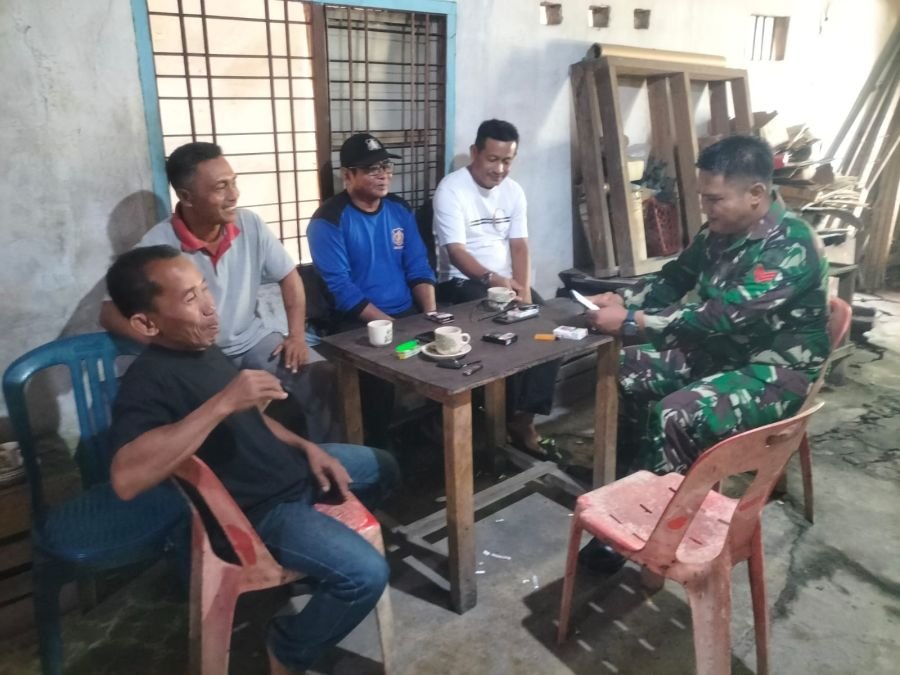 Babinsa Koramil 02/Sungai Apit Ajak Warga Harapan Cegah Karhutla