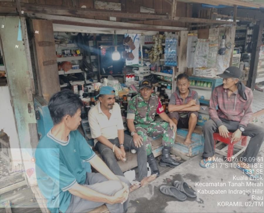 Babinsa Tanah Merah Perkuat Komduk, Warga Diajak Jaga Keamanan
