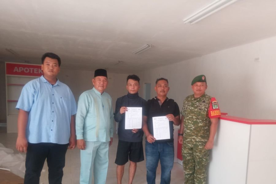 Babinsa Koramil 03/BGS Bersama Pengurus KDKMP Bagan Bhakti Terima Sarana dan Prasarana Koperasi