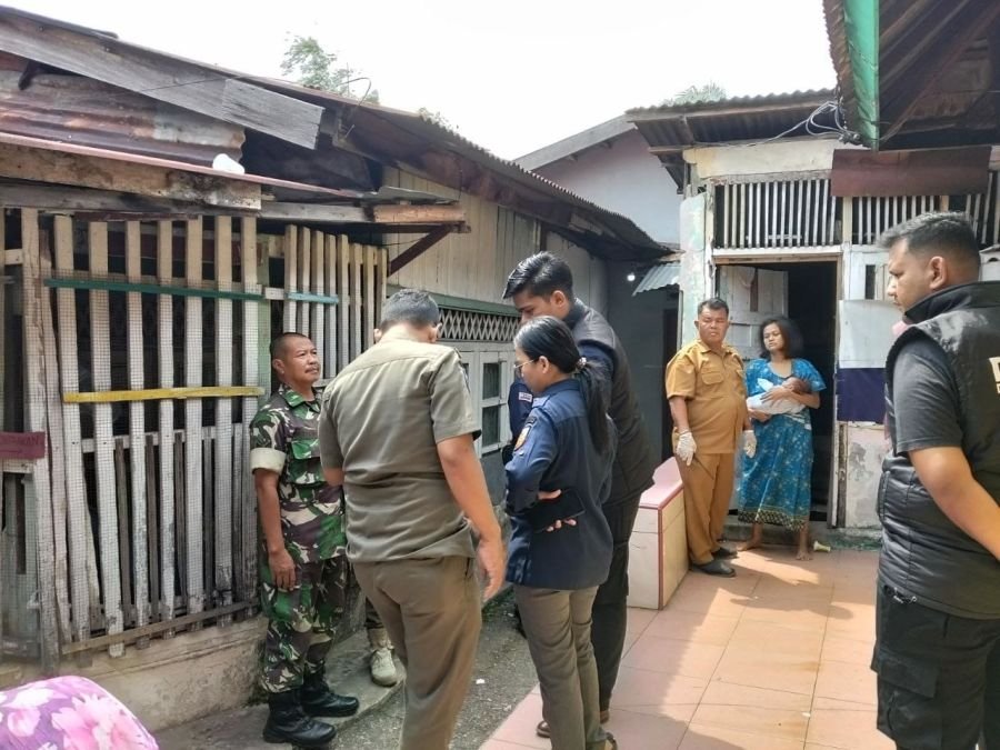 Babinsa Koramil 03/Senapelan Dampingi Dinsos dan Satpol PP Tangani ODGJ, Pastikan Keamanan Warga