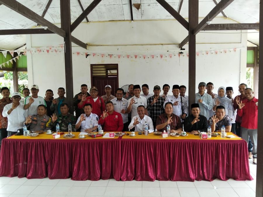 Babinsa koramil 04 /rupat sertu p.hutapea hadiri rapar kordinasi karlahut