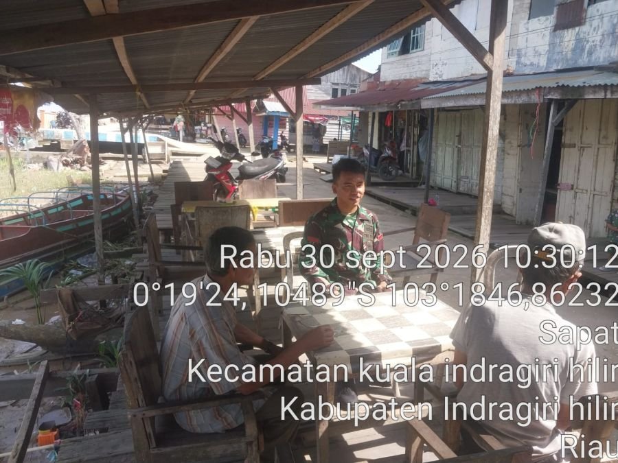 Babinsa Koramil 04/Kuindra Hadir di Sapat, Komunikasi Sosial Yang Baik Kunci Wilayah Aman