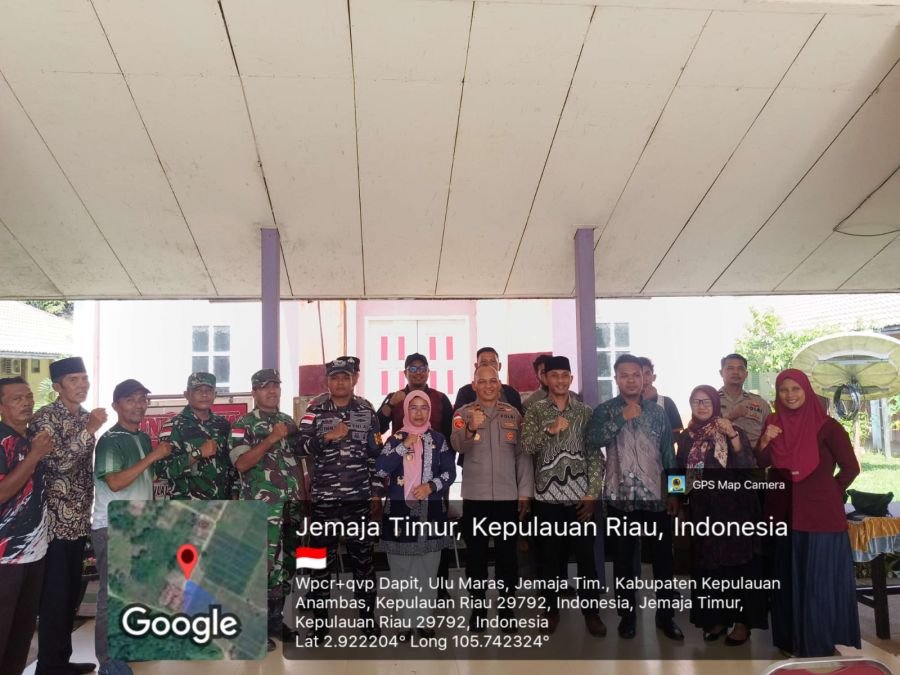 Babinsa Koramil 04/Letung Hadiri Rapat Pembentukan Panitia HUT Ke-81 Kemerdekaan RI di Jemaja Timur