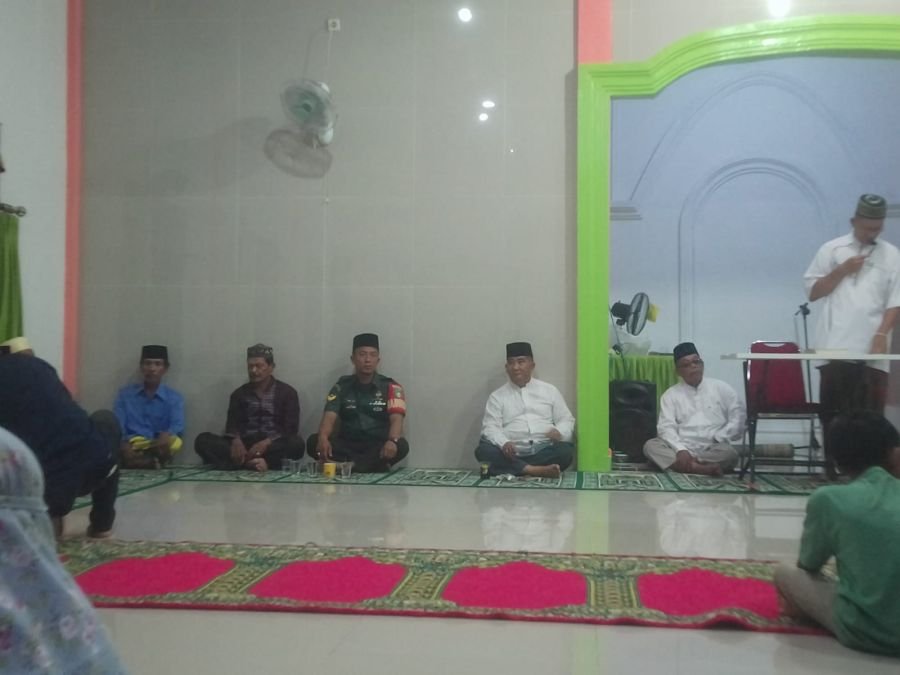 Babinsa Koramil 04/Lph Hadiri Maulid Nabi, TNI dan Warga Tanjung Rhu Perkuat Silaturahmi