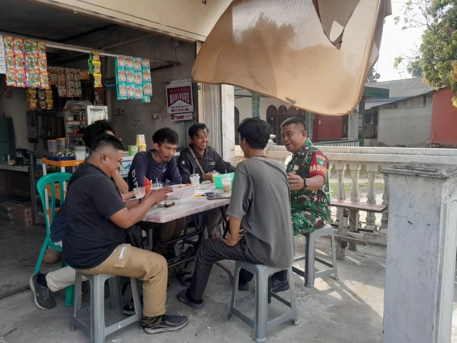 Babinsa Koramil 04/Perawang, Sertu Venus Jalin Komunikasi Intensif, Warga Sampaikan Keluhan Langsung