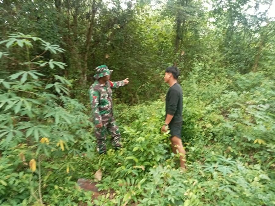 Babinsa Koramil 04/Rupat Rutin Gelar Patroli di Desa Hutan Panjang