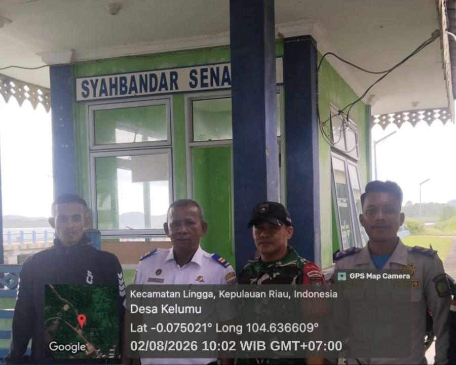 Babinsa Koramil 05/Daik Bersama Dishub dan Syahbandar Monitoring Aktivitas Pelabuhan Sei Tenam