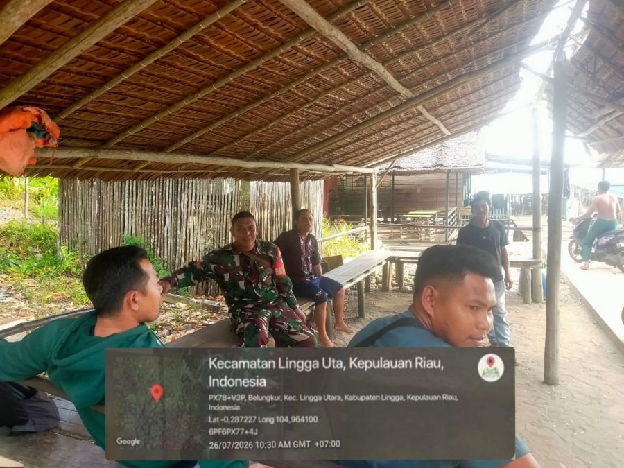 Babinsa Koramil 05/Daik Ingatkan Warga Belungkur Utamakan Keselamatan Saat Bekerja