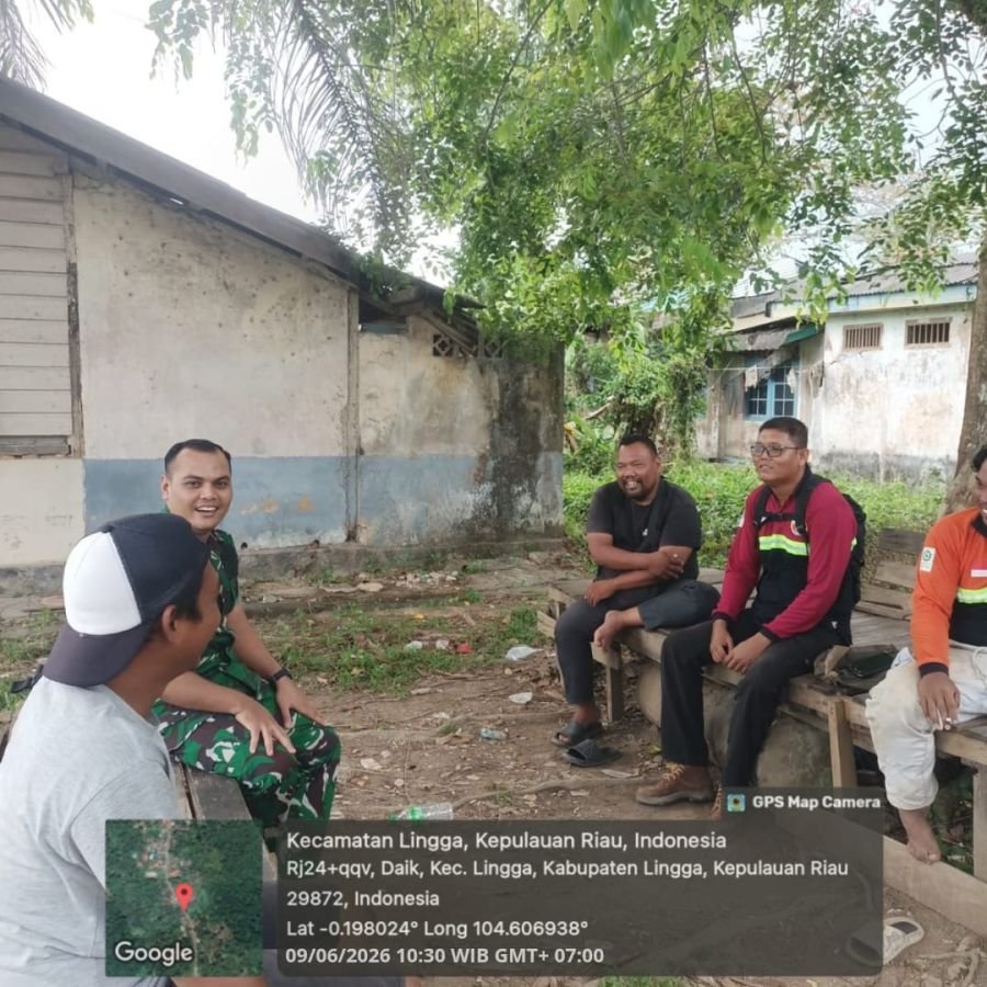 Babinsa Koramil 05/Daik Intensifkan Komsos, Ajak Warga Jaga Kamtibmas di Kelurahan Daik