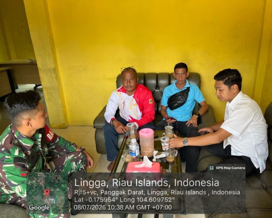 Babinsa Koramil 05/Daik Perkuat Sinergi dengan BPD Desa Panggak Darat Lewat Kunjungan Silaturahmi