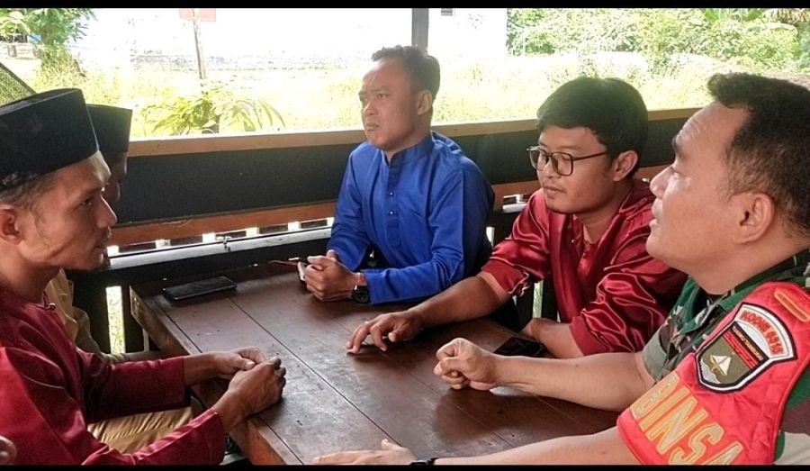 Babinsa Koramil 05/Daik Sosialisasikan Rekrutmen Prajurit PA PK TNI AD kepada Para Sarjana