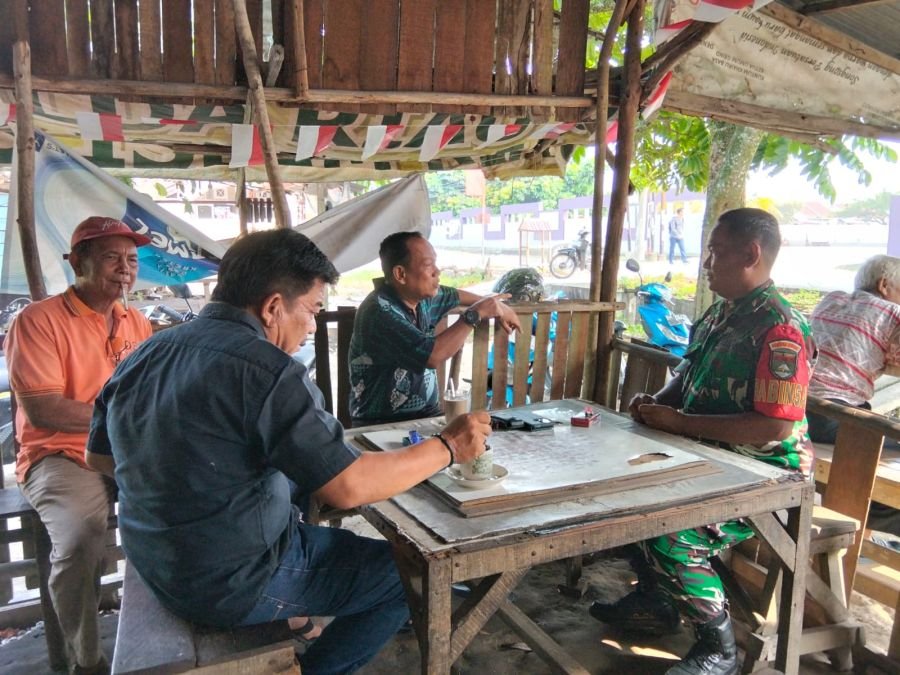 Babinsa Koramil 05/Sail Pererat Silaturahmi dengan Warga dan Tokoh Masyarakat