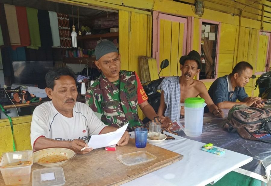 Babinsa Koramil 05/Sail Perkuat Komsos, Wujudkan Kemanunggalan TNI dengan Rakyat