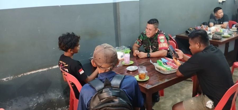 Babinsa Koramil 06/KTM KOPDA RAJA OLOAN SIHOTANG Melaksanakan kegiatan Pengawasan SDM Komduk